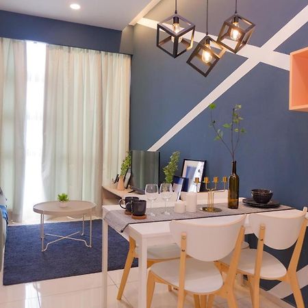 Robertson Cozy 3 Bedroom Family Suite With Netflix 吉隆坡 外观 照片
